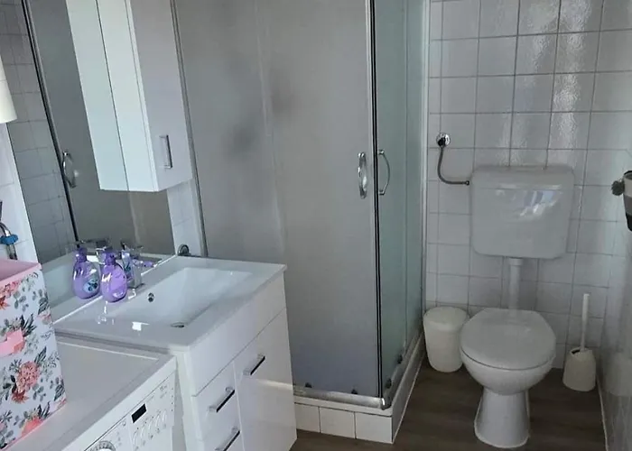 Hisica 6084 Terme Catez アパート *